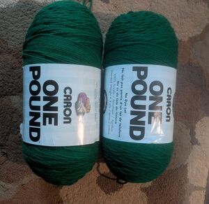 Kelly Green Caron Yarn